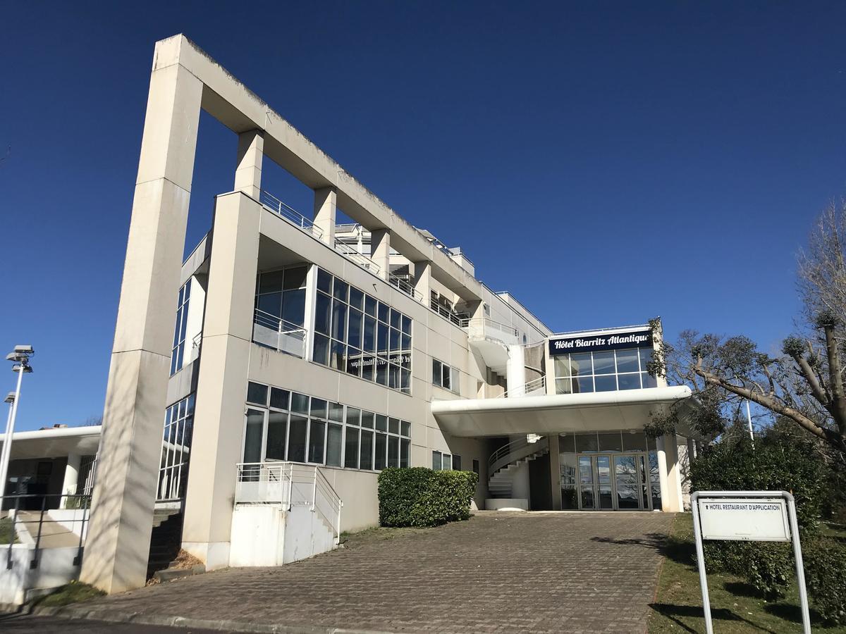Hotel Biarritz Atlantique - Lycee Hotelier - Management School Exterior photo