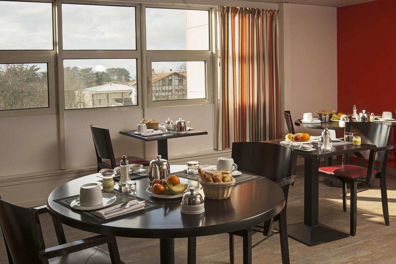 Hotel Biarritz Atlantique - Lycee Hotelier - Management School Exterior photo